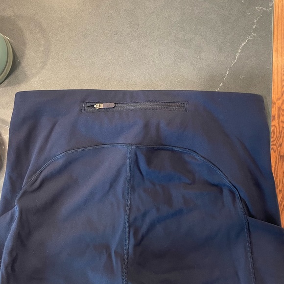 LULU LEMON FULL LENGTH LEGGINGS - Picture 4 of 5